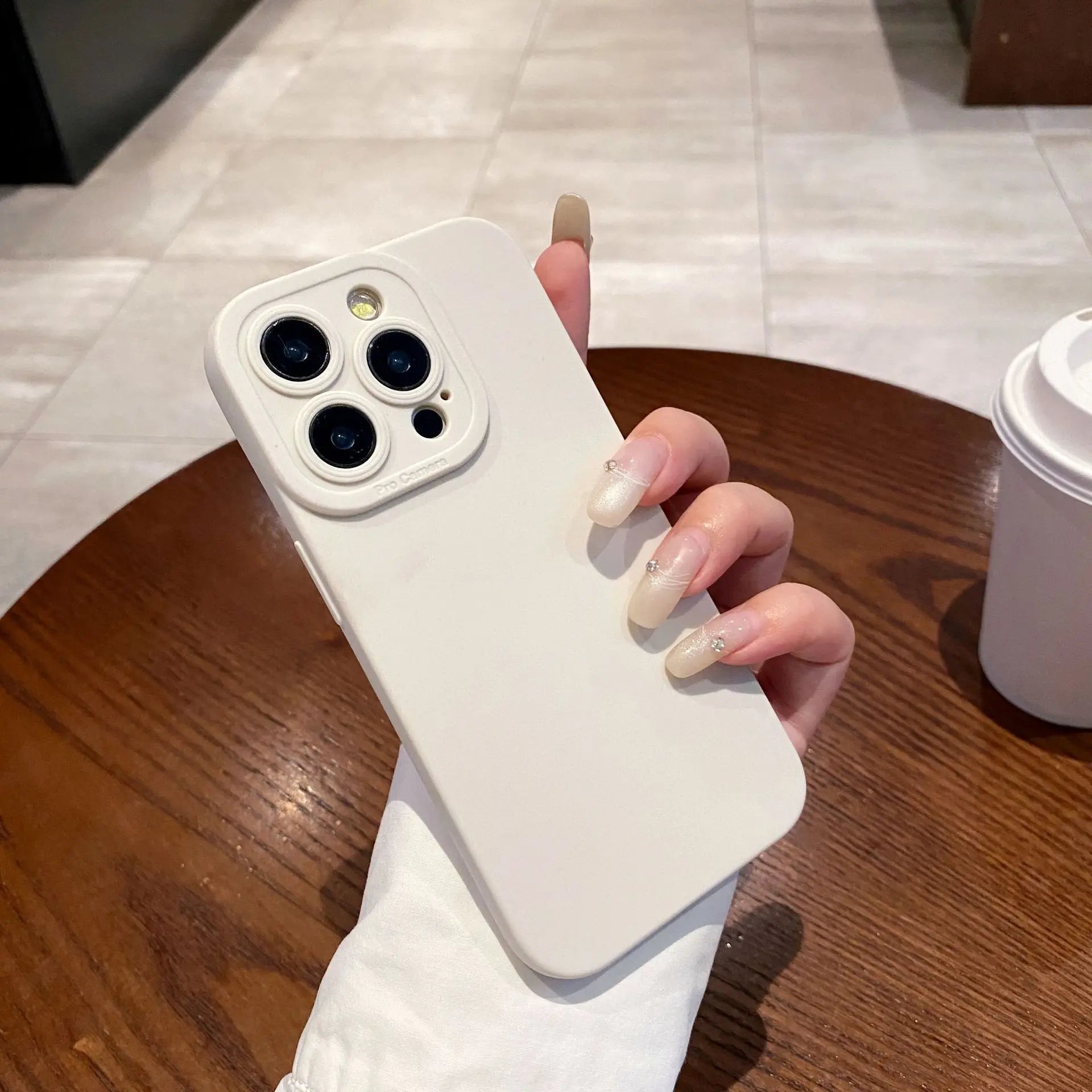 Phone Cases Whole Sale for iPhone 17/16/15 Pro Max 14Plus XR iphone Cases for Girls Waterproof Shockproof High Quality Fashion